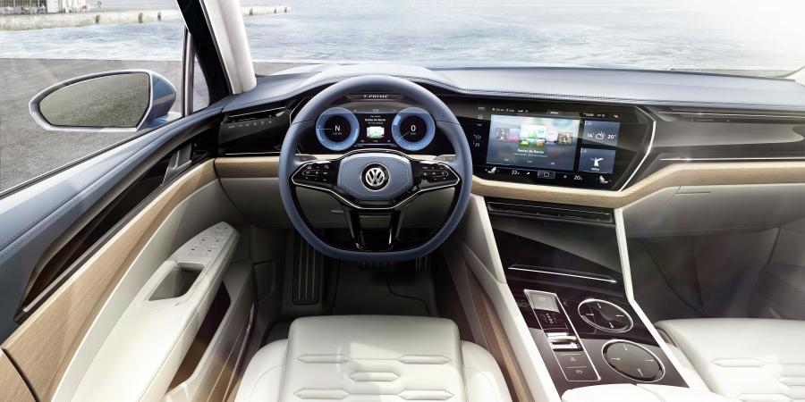 Торпедо Volkswagen T-Prime Concept GTE 2016 года  (фото 17 из 59)